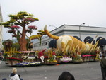 rose parade 20040054.JPG